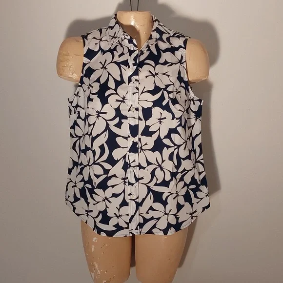 Sleeveless pineapple cotton poplin shirt in signature fit, J Crew - Picture 2 of 5